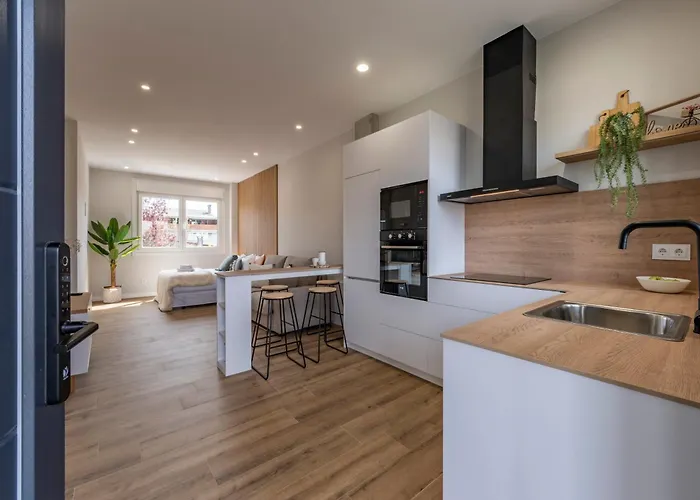 Jazmin By White Tree